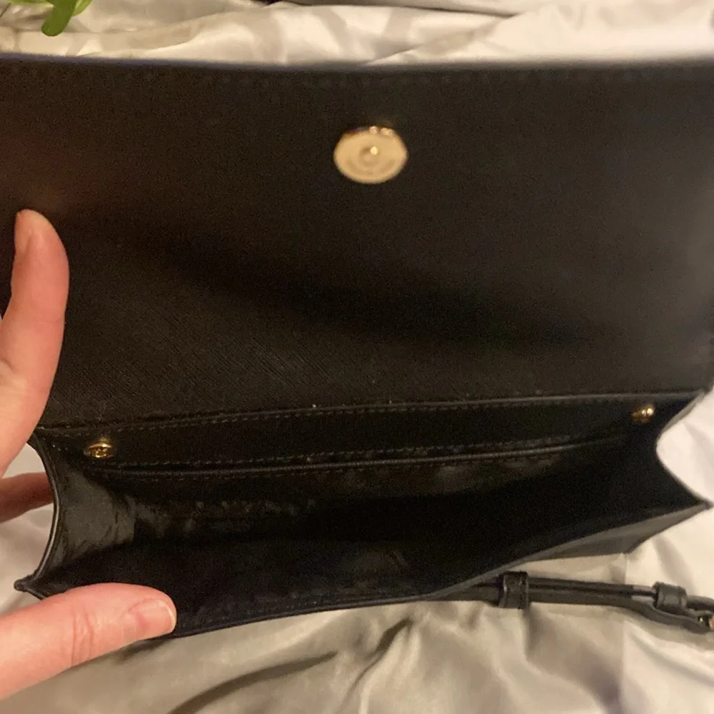 Michael Kors Saffiano Leather Black Convertible Crossbody with Gold Chain (ABBA) - Picture 8 of 16